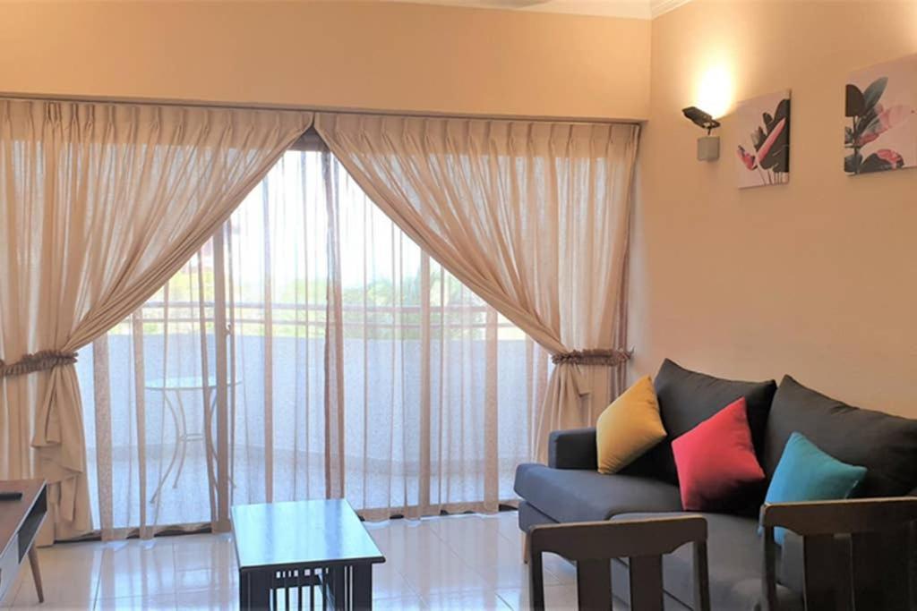 Poolview Resort Batu Ferringhi 502 - 2 Rooms Экстерьер фото