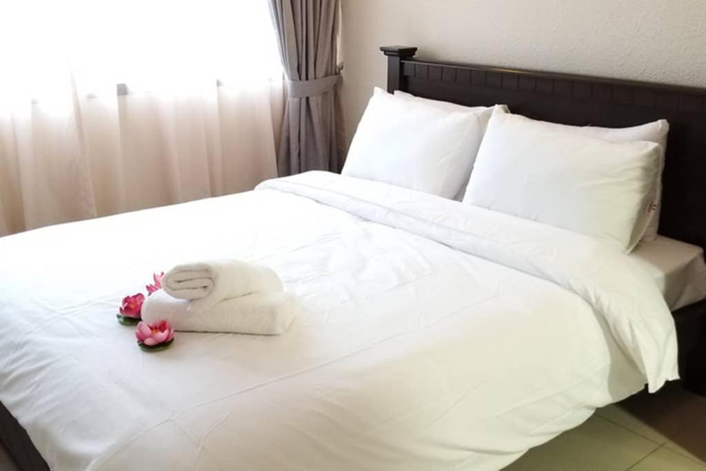 Poolview Resort Batu Ferringhi 502 - 2 Rooms Экстерьер фото