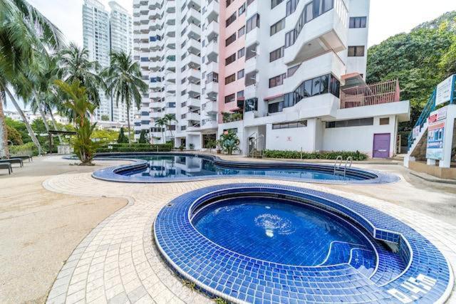 Poolview Resort Batu Ferringhi 502 - 2 Rooms Экстерьер фото